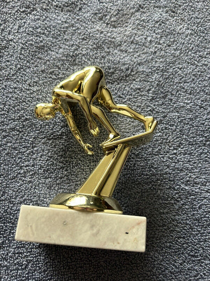 DIVING TROPHY 5.5 X 3.5 X 2  INCHES