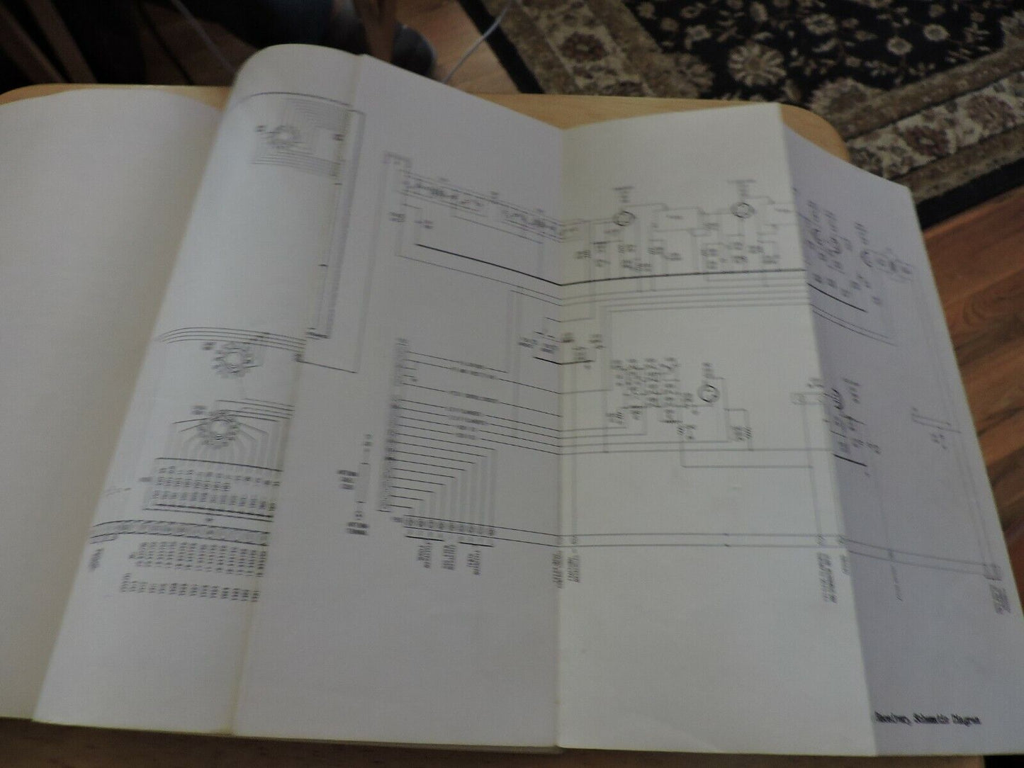 TYPE RA-18C VHF COMMUNICATIONS RECEIVER INSTRUCTION BOOK 1955