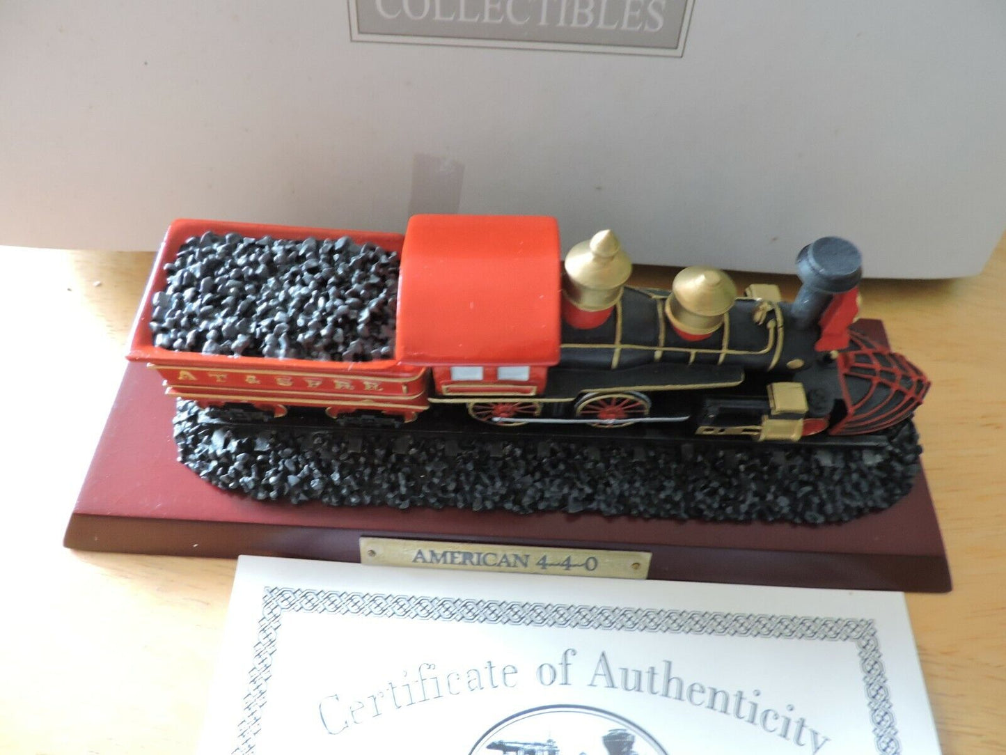 AVON FINE COLLECTIBLE--AMERICAN 4-4-0  LOCOMOTIVE  AND COAL CAR