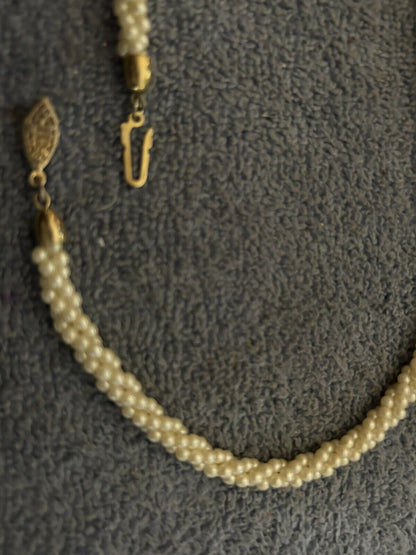 18 INCH (end to end) SMALL WHITE BEADS NECKLACE