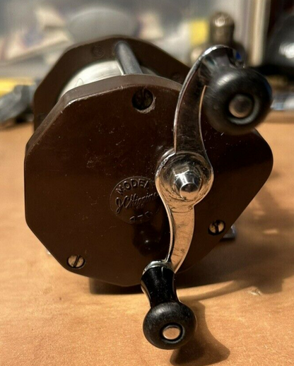 Vintage JC Higgins model 47b Fishing Reel (brown) Excellent Condition