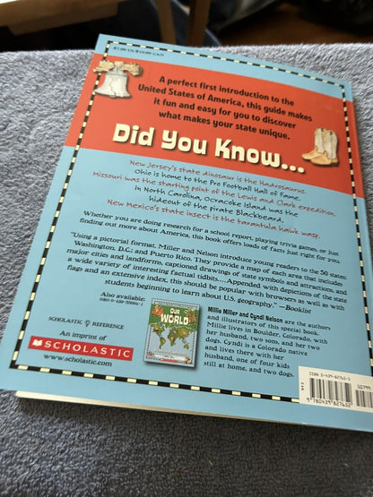 SCHOLASTIC BOOK: THE UNITED STATES OF AMERICA A STATE BY STATE GUIDE 2006