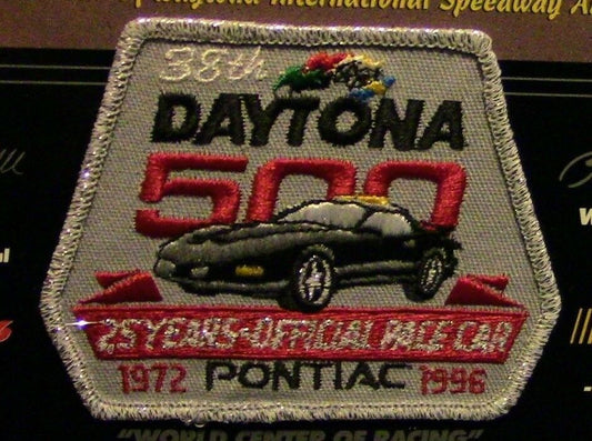 38th Daytona 500 1996 Program and Collectable Patch