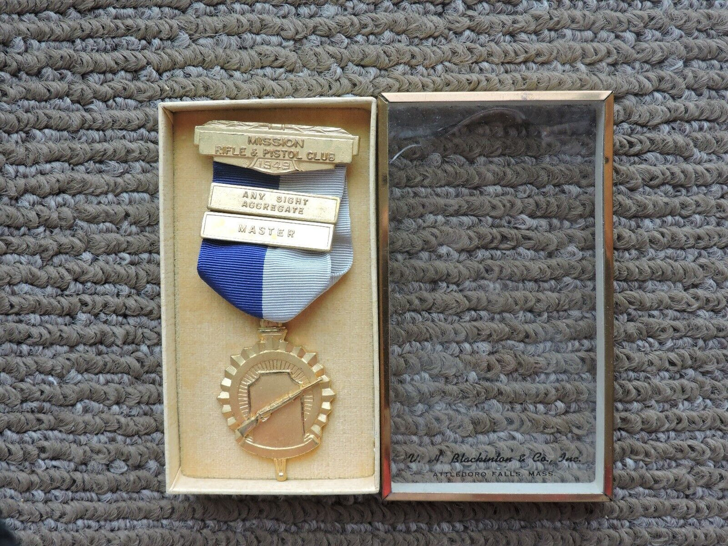 1949 Mission Rifle and Pistol Club Master Medal