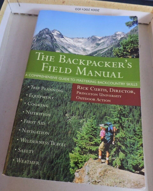 The Backpacker's Field Manual by Rick Curtis (1998, Trade Paperback)