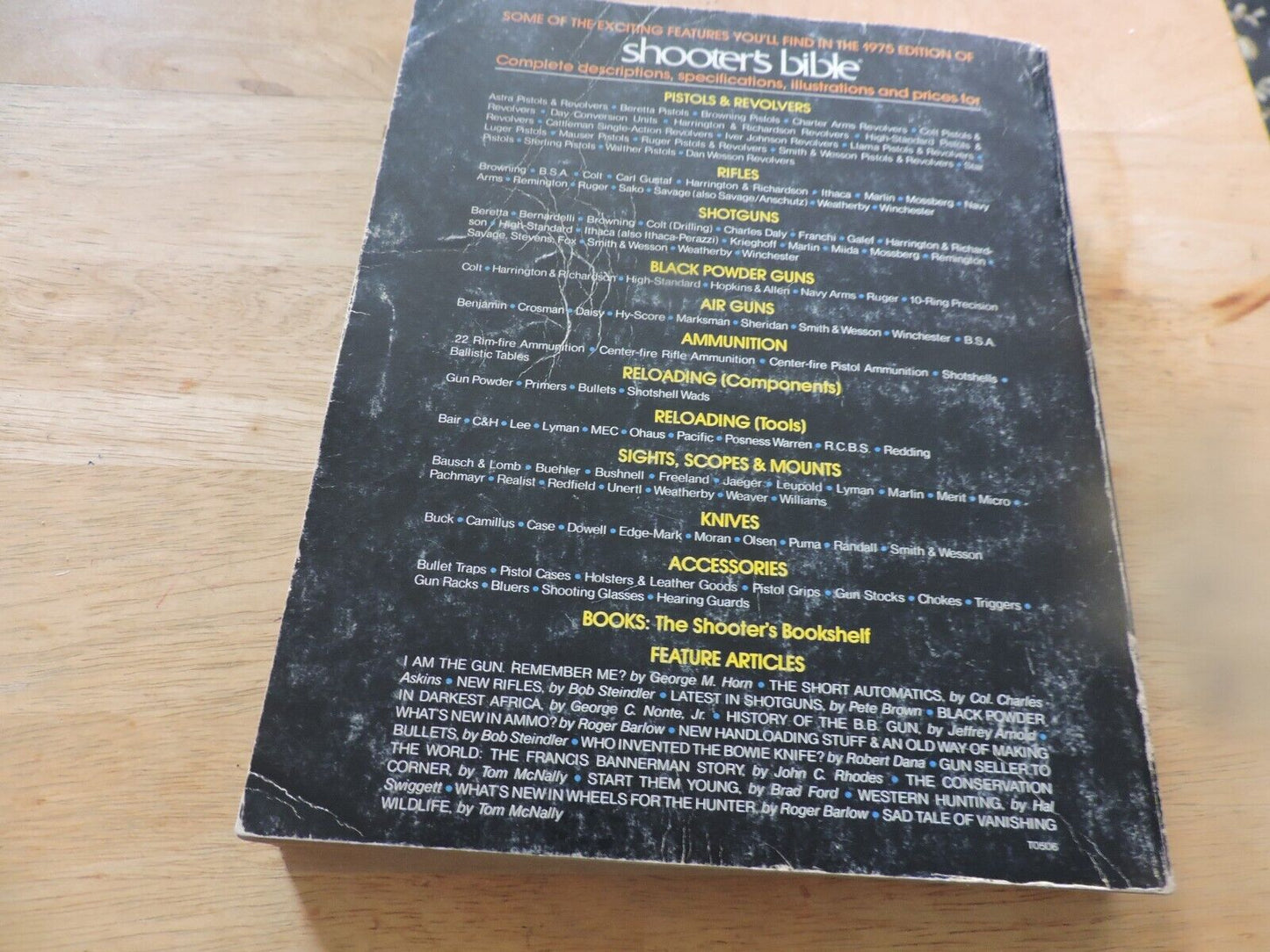 Vintage Shooter's Bible 1975 Edition Firearms Reference Book No.66
