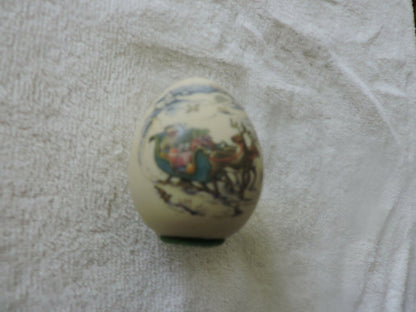 WOMACK DECORATIVE EGG---SLEIGH SCENE   USA