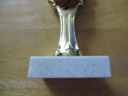 6.5 INCH  BASKETBALL00 TROPHY