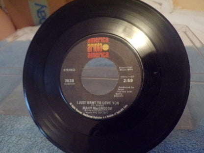 Record: "I just Want to Love You" / "Torn Between Two Lovers" by Mary MacGregor