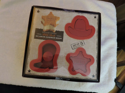 WILD WEST ICE CREAM SANDWICH MOLDS  SET OF 3 (NIB)