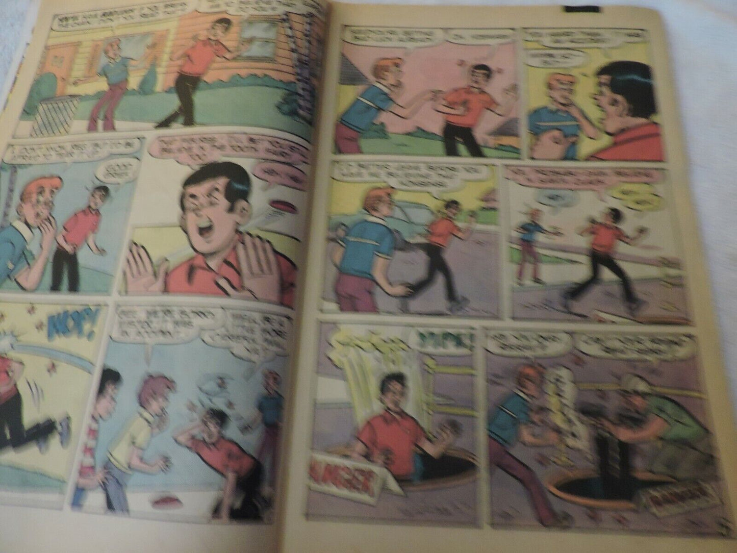 ARCHIE COMICS GROUP  REGGIE AND ME #126 SEPTEMBER 1980 UNGRADED