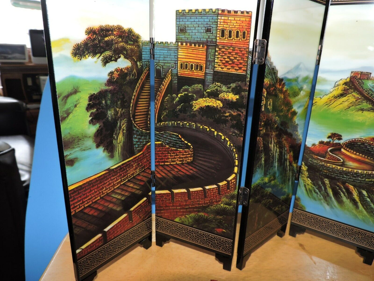 THE GREAT WALL OF CHINA COLLECTABLE:  IMITATION  ANCIENT SMALL SCREEN