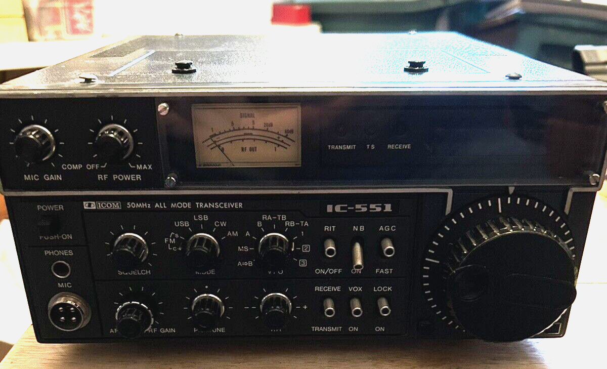 ICOM 50 MHZ ALL MODE TRANSCEIVER MODEL IC-551 BASE STATION (HAM RADIO)-WORKING