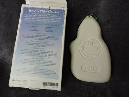 1997 Longaberger Pottery Chilly Snowman Cookie Mold Snow Friends Series- NIB