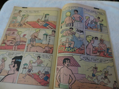ARCHIE COMICS GROUP  REGGIE AND ME #126 SEPTEMBER 1980 UNGRADED