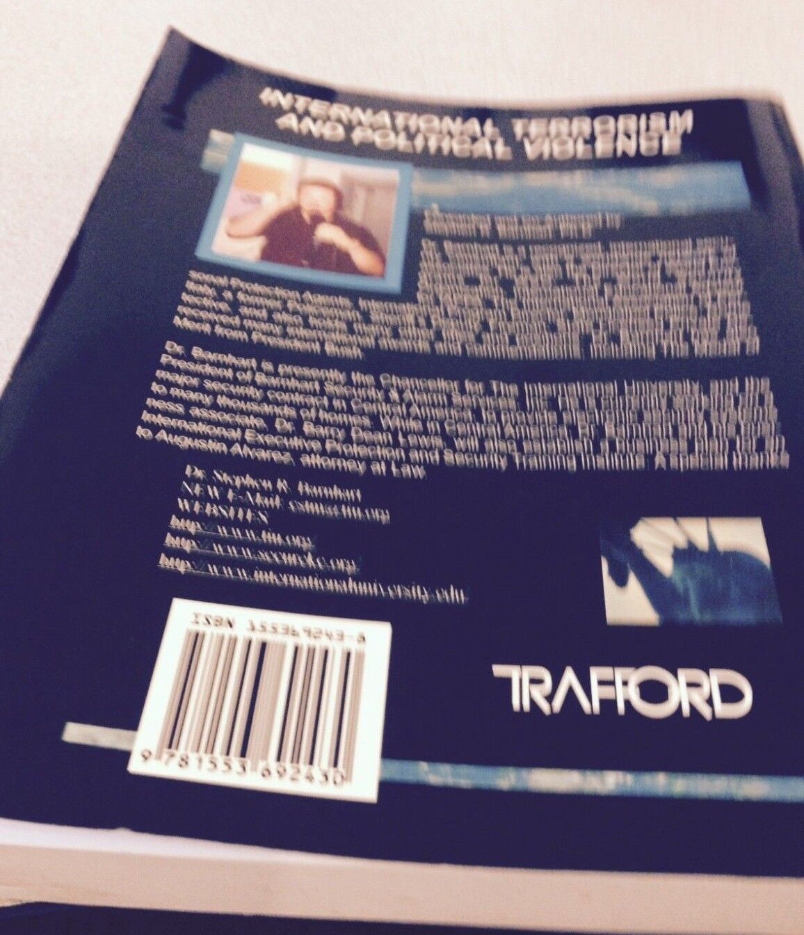 The New International Terrorism and Political Violence Guide by Barry Dean 2002