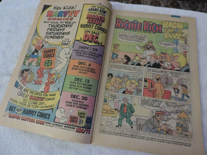 RICH RICH, THE POOR LITTLE RICH BOY, ZILLIONZ MARCH 1980 #20 UNGRADED