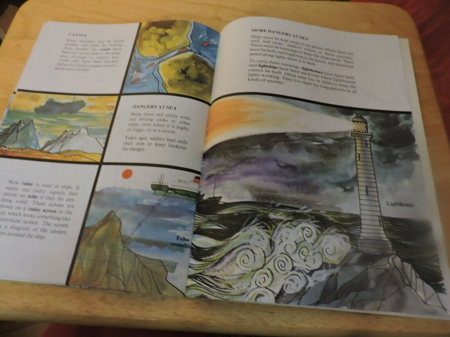 WONDER WHY BOOK OF SHIPS WRITTEN & ILLUSTRATED BY DENIS WRIGLEY 1979