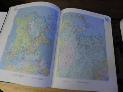 RAND McNALLY UNIVERSAL WORLD ATLAS