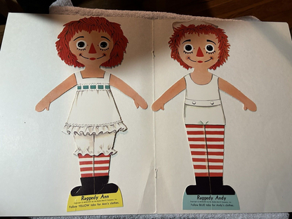 WHITMAN RAGGEDY ANN AND ANDY LOLLIPOP FASHIONS FOR PAPER DOLLS 1972