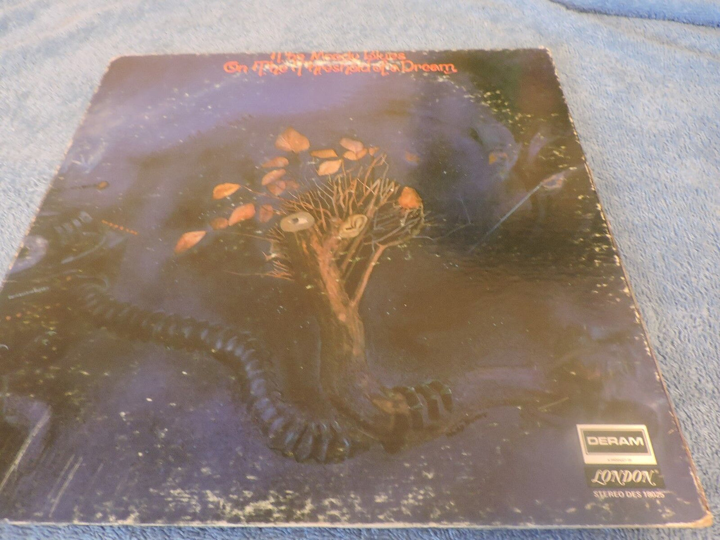 The Moody Blues" On The Threshold of a Dream" Album 33 1/3 RPM