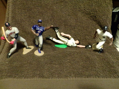 Lot of 4 Baseball Player Minifigures: Pirates, Yankees, Minnesota, Blue Jays