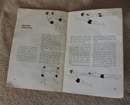Boy's Scout Merit Badge Pamphlet "Lifesaving" 1976 Printing of the 1965 Edition