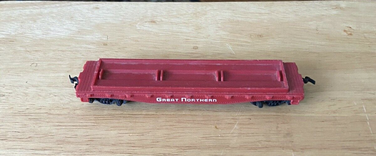 Model Railroad Car-"Great Northern" Flat Car