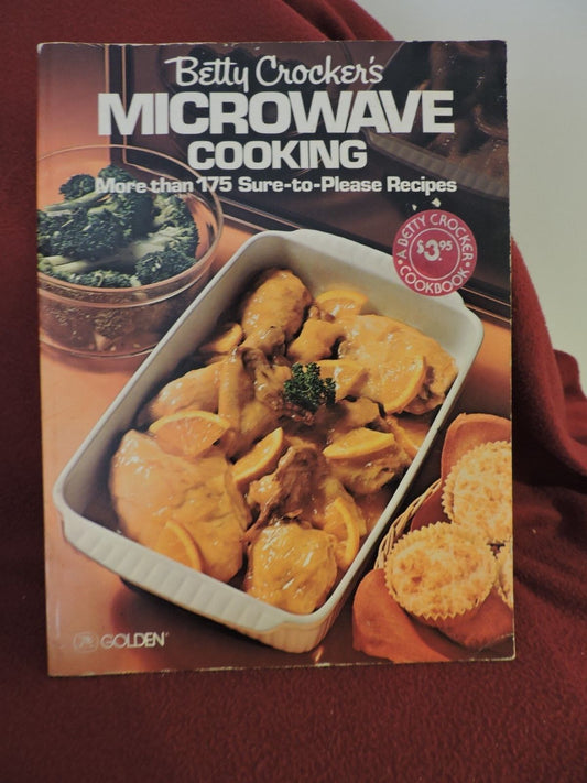 Betty Crocker's Microwave Cooking  1982
