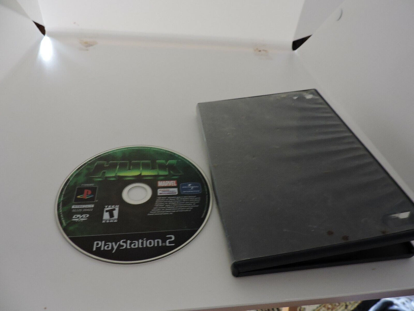 PLAYSTATION 2 GAME  HULK