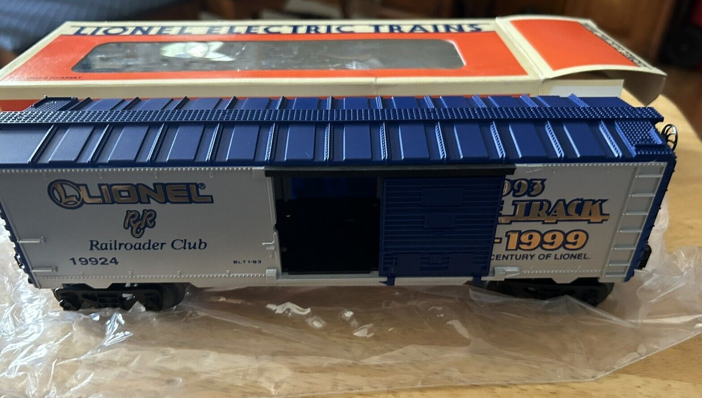 LIONEL ELECTRIC TRAINS 1993 LIONEL RAILROADER CLUB 19924
