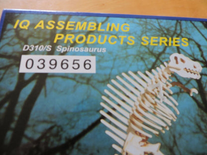 IQ ASSEMBLING PRODUCTS SERIES:  SPINOSAURUS--WOODEN PUZZLE