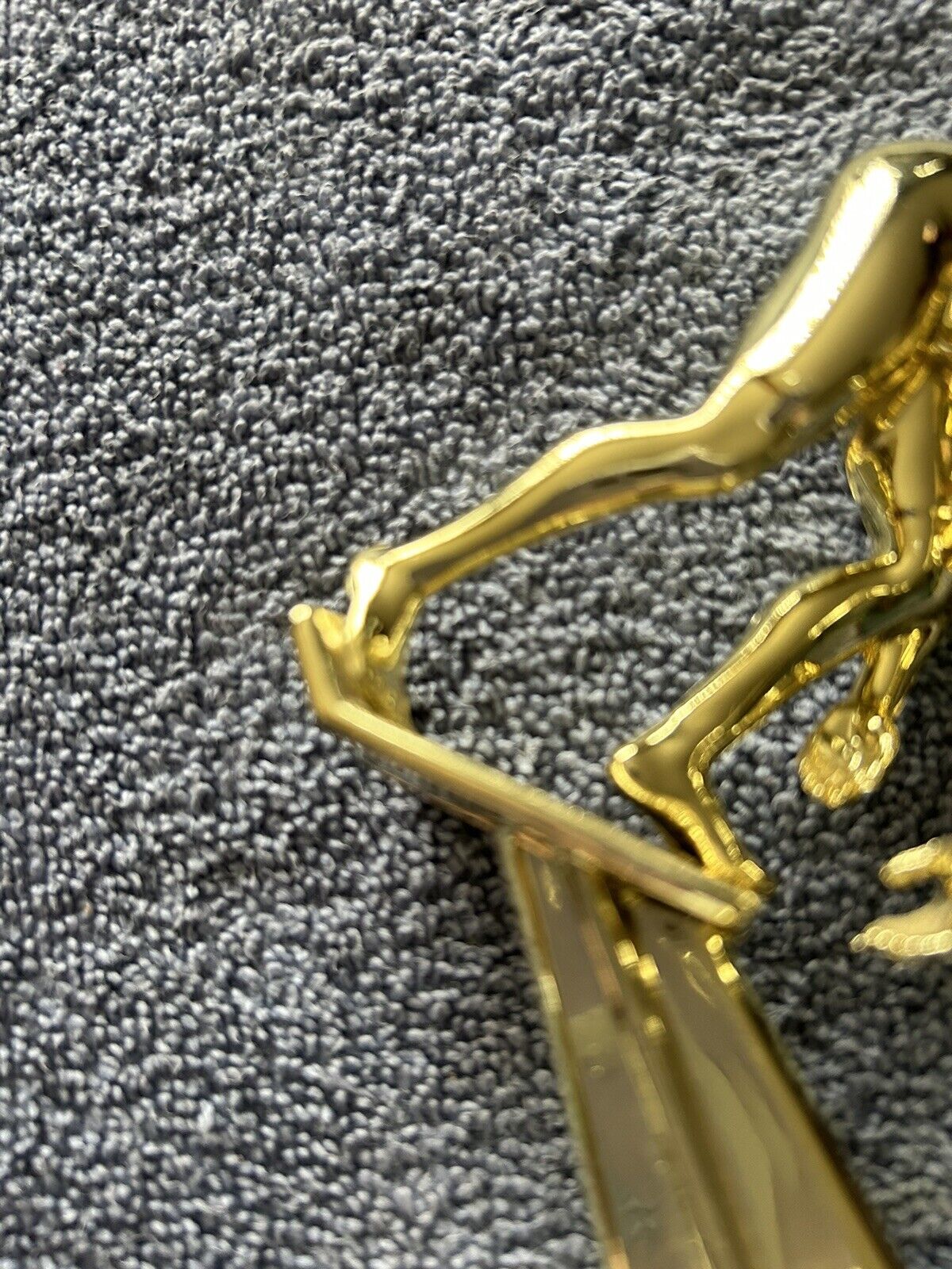 DIVING TROPHY 5.5 X 3.5 X 2  INCHES