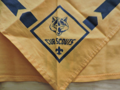 CUB SCOUT NECKERCHIEF--YELLOW