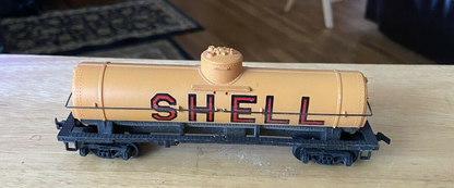 Model Railroad Car-"Shell" Tanker Advertising