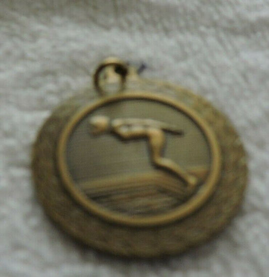 SWIMMING/DIVING  MEDAL  GOLD COLORED, 1.25 INCH ROUND