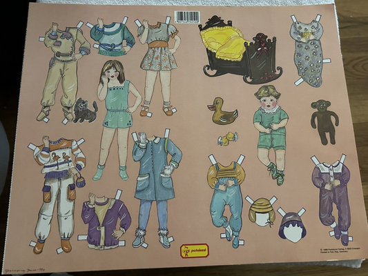 PAPER DOLL: PESTALOZZI GERMANY 1986 YOUNG FEMALE AND TODDLER MALE