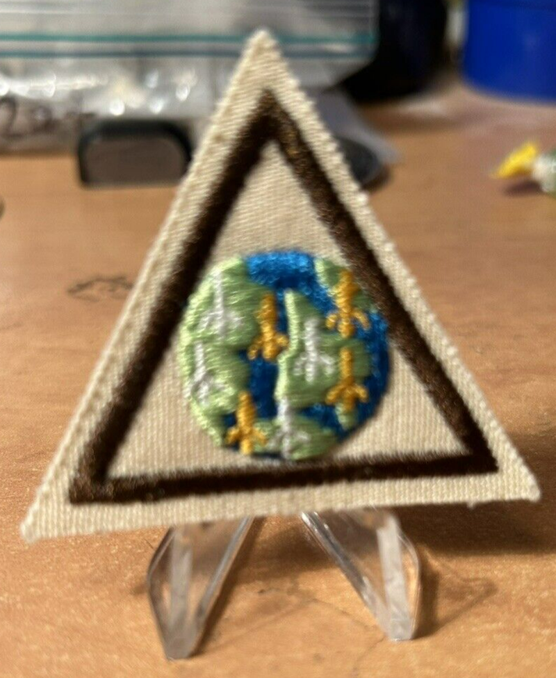 Official Girl Scout Brownies Badge Patch