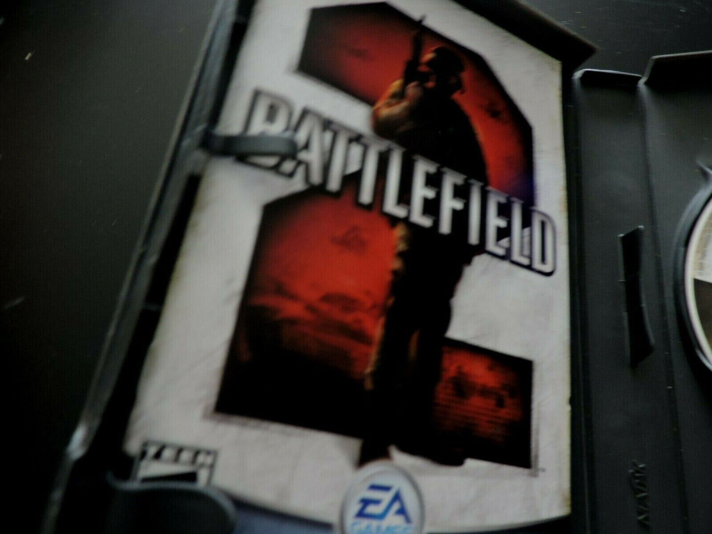 BATTLEFIELD 2:   3 DISC GAME--2005--PC GAME--RATED T (TEEN)