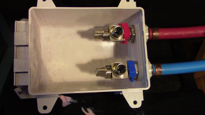 Sioux Chief Ox Box Outlet Box for 1/2" PEX or MPT. Lead-Free.