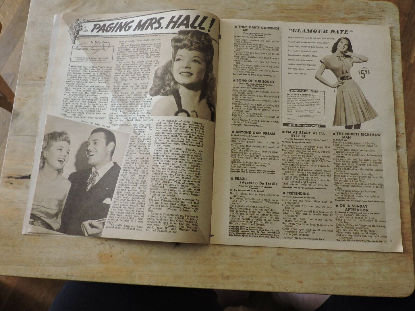 Exclusive Song Hits Magazine April 1942