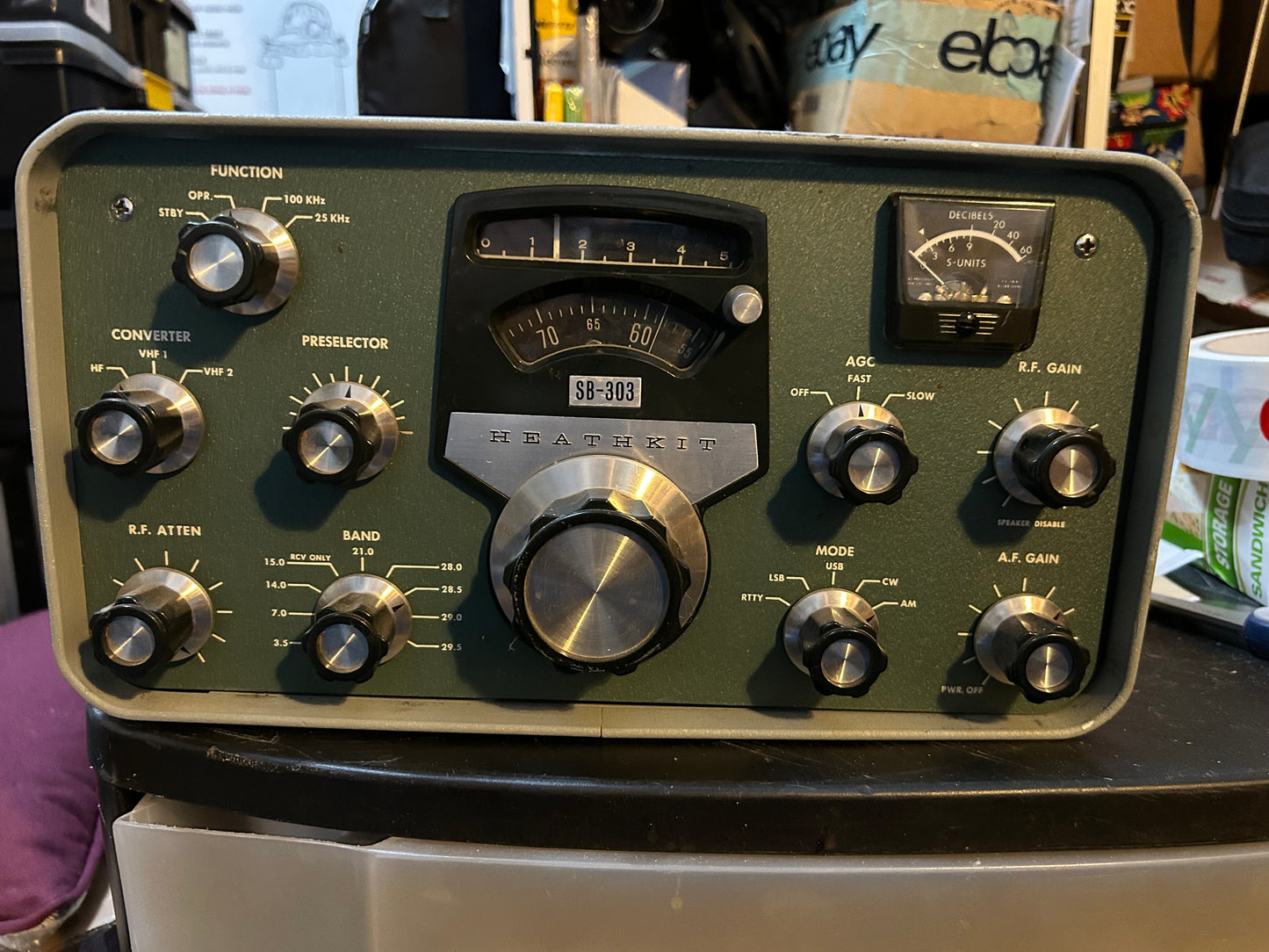 Heathkit Model SB-303 Transceiver (Ham Radio) - Untested)