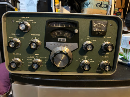 Heathkit Model SB-303 Transceiver (Ham Radio) - Untested)