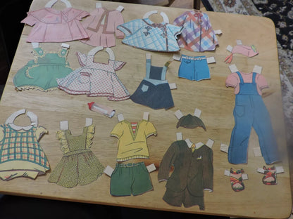VINTAGE PAPER DOLL OUTFITS 19 PIECES