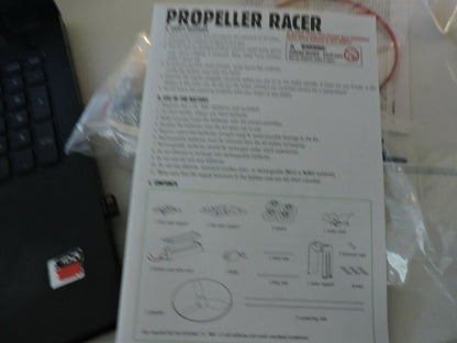 4 M Fun Mechanics Kit: Propeller Racer NEW-opened box 2008