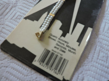 VINTAGE BRIGHT LIGHTS QUARTZ WATCH NEW (OLD) ON CARD
