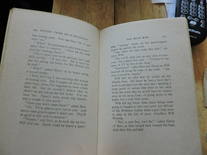 The Bobbsey Twins On a Houseboat Laura Lee Hope Hardback 1915