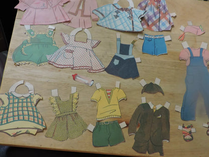 VINTAGE PAPER DOLL OUTFITS 19 PIECES