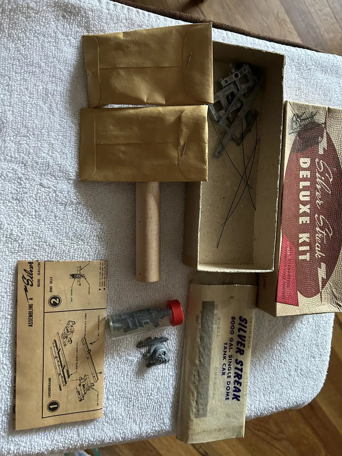 SILVER STREAK DELUXE KIT: 8000 GAL. SINGLE DOME TANK CAR