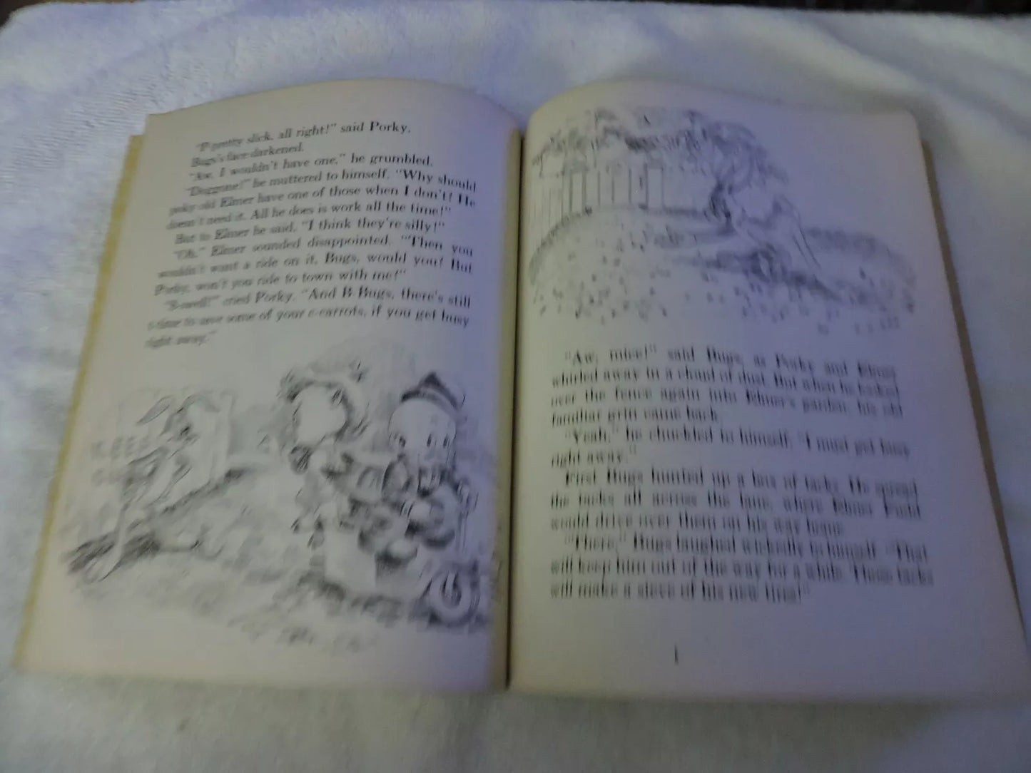 BUGS BUNNY A LITTLE GOLDEN BOOK BY WARNER BROS. CARTOONS, INC 1949